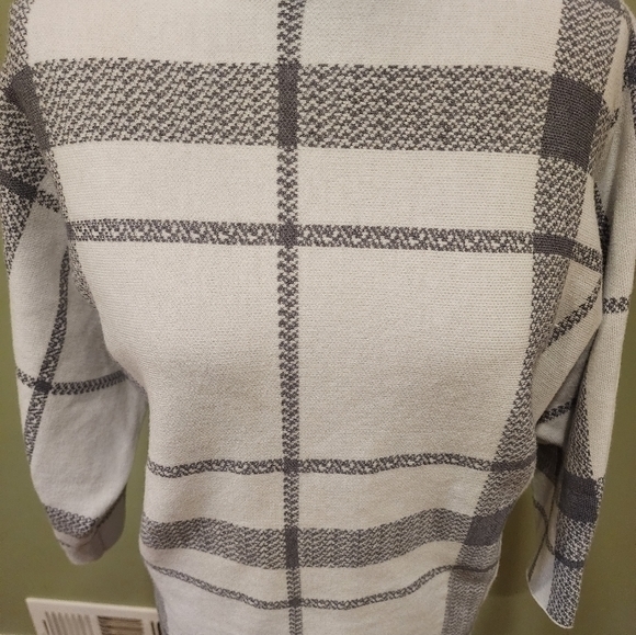 Adrienne Vittadini‎ Gray White Sweater Large - Picture 4 of 13